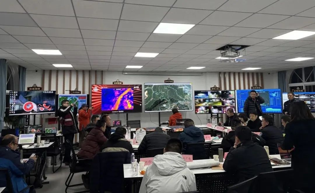 户外运动季低空场景成彭直通车“首发经济”风口下彭州如何打好这“首”牌？(图4)