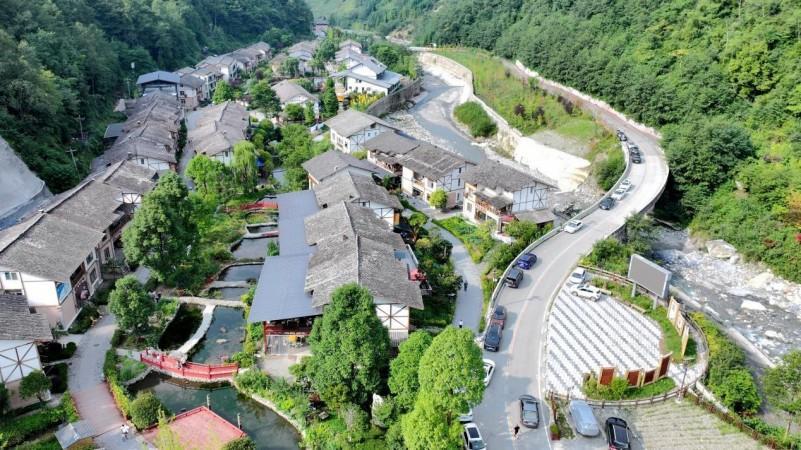 开云体育- 开云体育官方网站- 开云体育APP 最新2025元旦假期冰雪游稳占“C位”海南封关引爆免税购物游