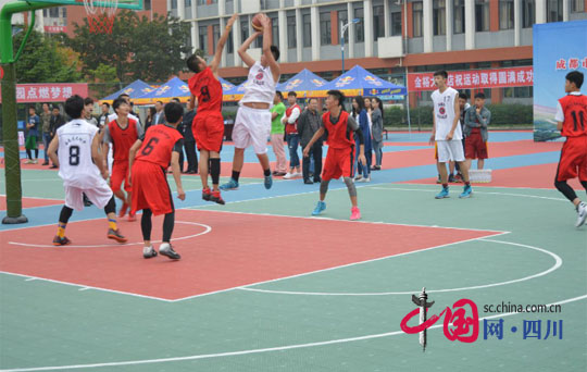 2016年成都第四届中学生篮球比赛在金堂县举
