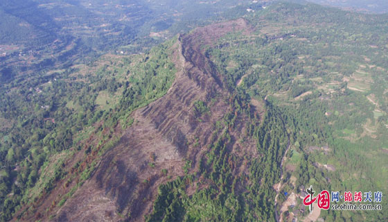 南充营山检察院使用无人机勘验失火现场