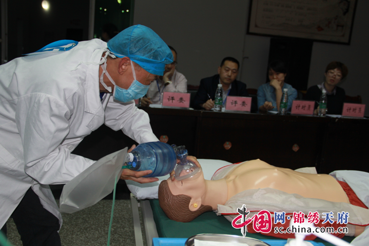 ​遂宁市15名村医技能大比武 检验前期培训成效