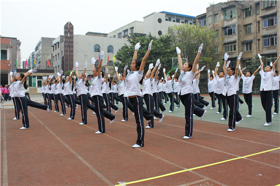 环湖中学广播体操比赛